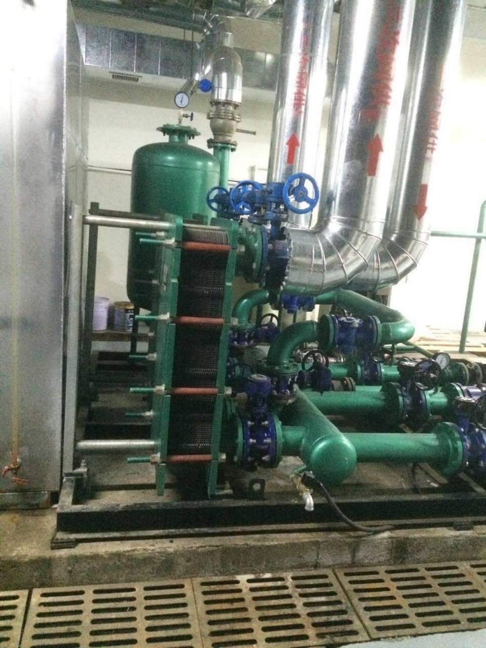 板式換熱器維護保養農商銀行.jpg